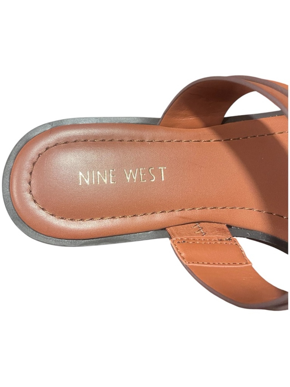 Nine West Tan Sandals Gold Buckle Detail Size 9 - Picture 6 of 7